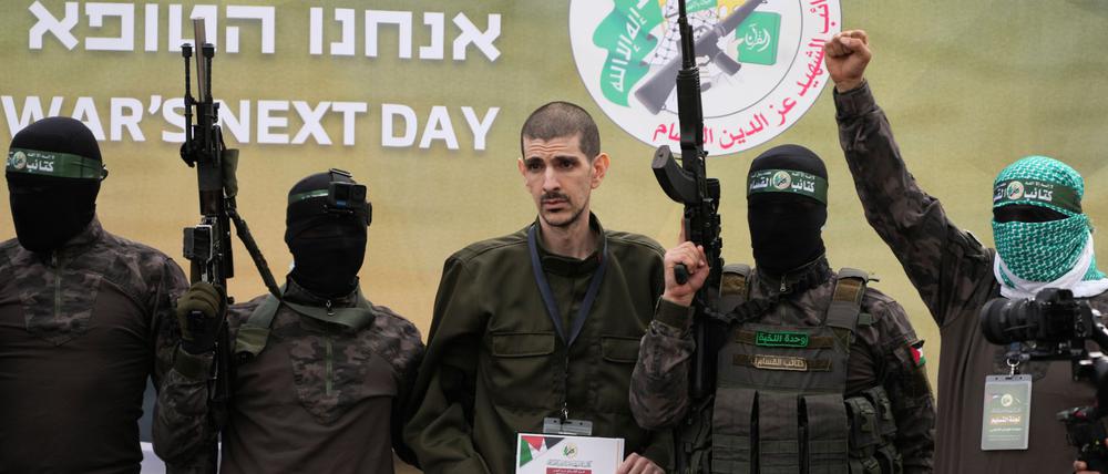 Trump stellt der Hamas ein Ultimatum für die Freilassung der Geiseln.