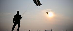 Das Winterwetter hält sich hartnäckig in Berlin und Brandenburg.