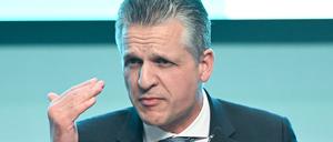 Thorsten Frei (CDU), Geschäftsführer der Unions-Bundestagsfraktion, spricht bei der Landesvertreterversammlung der CDU Baden-Württemberg. 