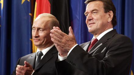 Welchen Einfluss nahm Gerhard Schröder als Gazprom-Lobbyist auf die Landesregierung von Mecklenburg-Vorpommern? 