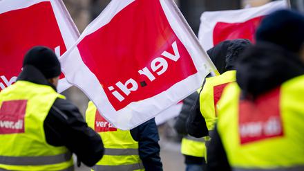 Die stellvertretende Verdi-Vorsitzende Christine Behle forderte die Arbeitgeber im Tarifstreit um den öffentlichen Dienst zur Vorlage eines Angebots auf.