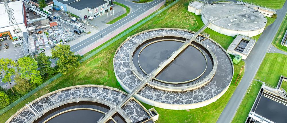 Analysetechniken werden immer feiner, moderne Molekular- und Mikrobiologie entdecken unfassbar kleine Substanzmengen im Abwasser.