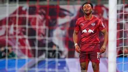  Leipzigs Spieler  Loïs Openda wurde in den Netzwerken rassistisch beschimpft. Nun reagierte der Verein.