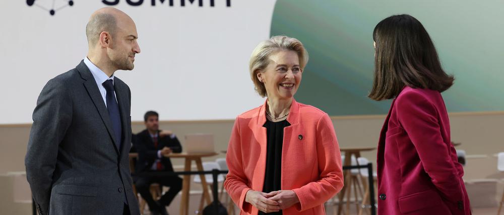 EU-Kommissionschefin von der Leyen hat Milliardeninvestitionen in KI angekündigt.