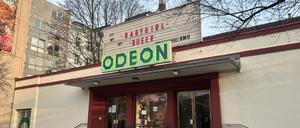Ein Besuch im Kino Odeon in der Hauptstraße in Berlin-Schöneberg.