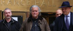 Steve Bannon.