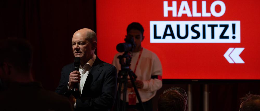 Kanzler Olaf Scholz (SPD) wirft Unions-Kanzlerkandidat Friedrich Merz Unwahrheit im Streit um die Migrationspolitik vor.