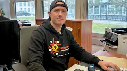 Bezirkswahlamtsleiter Kevin Donner (Treptow-Köpenick) dcxen. Credit: Bezirksamt Treptow-Köpenick