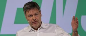 Robert Habeck, Wirtschaftsminister und Vizekanzler, hält die Situation für Jüdinnen und Juden in Deutschland für noch schlechter als nach dem Terrorangriff des 7. Oktober.