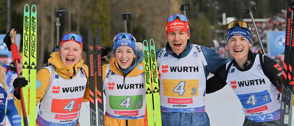 Die drittplatzierten Deutschen Selina Grotian, Franziska Preuß, Philipp Nawrath und Justus Strelow (v.l.n.r.).