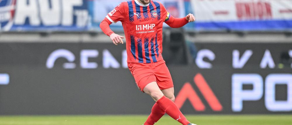 Kapitän Patrick Mainka will mit dem 1. FC Heidenheim das Achtelfinale in der Conference League erreichen.