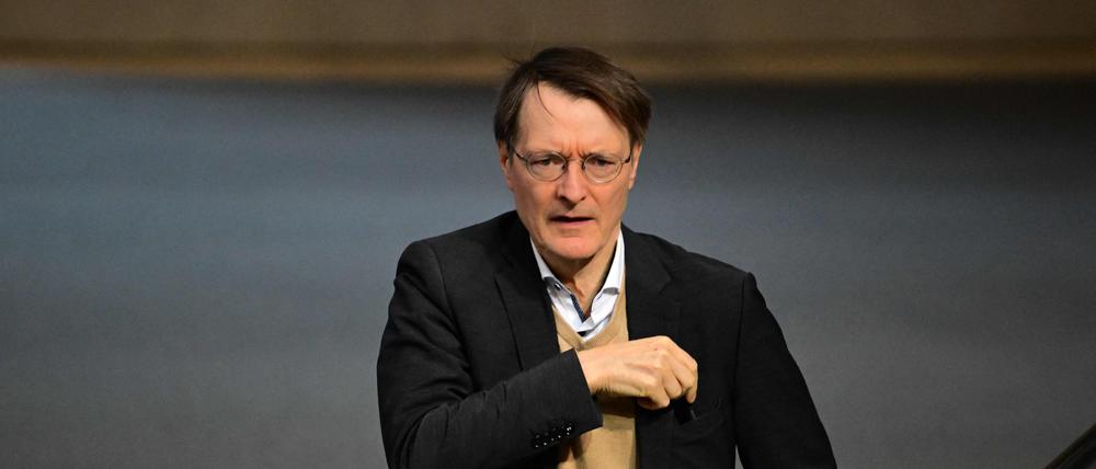 Hat Ärger mit dem Personal seiner Bundesbehörden: Gesundheitsminister Karl Lauterbach (SPD)