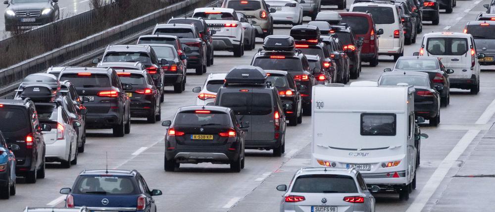 Der ADAC warnt vor Stau auf deutschen Autobahnen. (Archivbild)