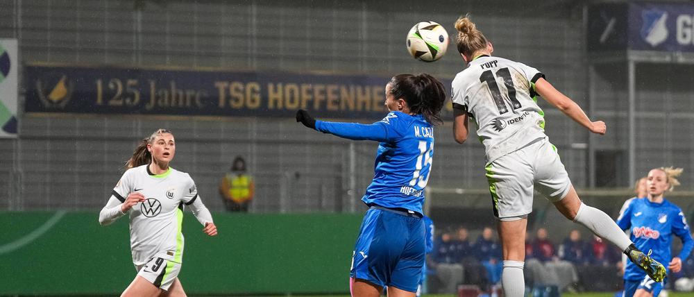 Auch Ex-Nationalspielerin Alexandra Popp konnte ihr Team nicht ins Halbfinale des DFB-Pokals schießen. 