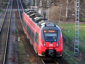 Ein Regionalzug der Deutschen Bahn.
