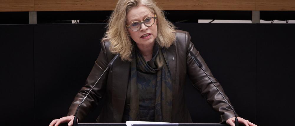 Aus Sicht von Verkehrssenatorin Ute Bonde (CDU) ist der Öffentliche Personennahverkehr in Berlin besser als sein Ruf.