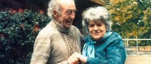 Gabriele Herrmann aus Lichterfelde floh 1939 mit einem der Kindertransporte nach Großbritannien. Sie wanderte über Uganda nach Neuseeland aus. Das Bild zeigt sie und ihren Ehemann Peter Dane in Neuseeland (vor 2005).