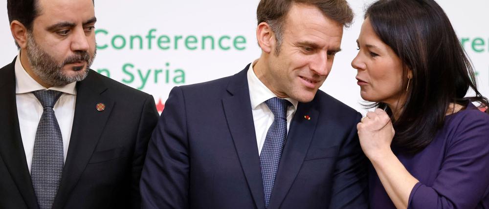 Die internationale Gemeinschaft will Syrien bei einem Neustart nach Jahren des Kriegs helfen, hat dabei aber auch Anforderungen an das Land.