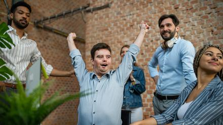 Freunde am Arbeitsplatz