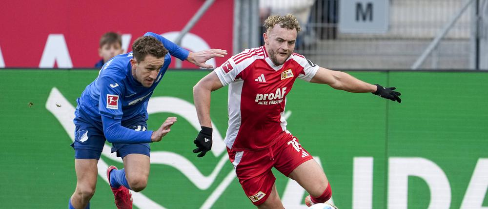 Benedict Hollerbach (rechts) erzielte gegen Hoffenheim einen Doppelpack, zog sich aber auch eine kleine Verletzung zu.