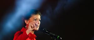 Sahra Wagenknecht, Bundesvorsitzende des Bündnis Sahra Wagenknecht (BSW), spricht bei einer Wahlkampfveranstaltung des BSW Sachsen in der Messe Dresden.