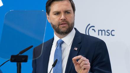 Mit seiner Rede überraschte US-Vizepräsident Vance sein überwiegend europäisches Publikum im Hotel Bayerischer Hof bei der Münchner Sicherheitskonferenz.