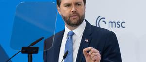 Mit seiner Rede überraschte US-Vizepräsident Vance sein überwiegend europäisches Publikum im Hotel Bayerischer Hof bei der Münchner Sicherheitskonferenz.