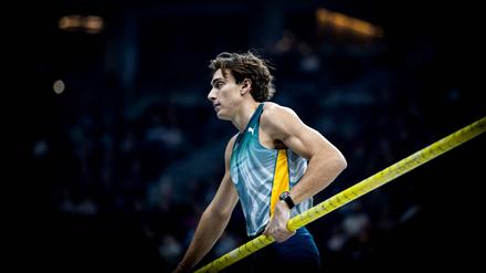 Armand Duplantis übersprang in Berlin 6,10 Meter.