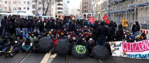 Gegendemonstranten in Dresden.