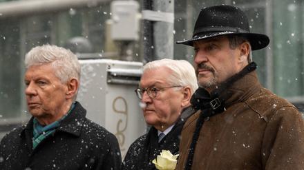 Markus Söder gestern mit Dieter Reiter, dem Oberbürgermeister der Stadt München, und Bundespräsident Frank-Walter Steinmeier am Tatort.