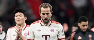 Gesenkte Köpfe trotz Punktgewinns in Leverkusen: Die Leistung der Bayern war wenig meisterlich.