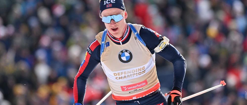 Johannes Thingnes Bö dominiert auch das zweite WM-Einzelrennen.