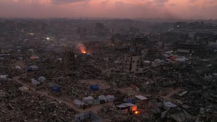 Die Gespräche über die nächste Phase der Waffenruhe im Gazastreifen sollen weitergehen. (Archivbild) 