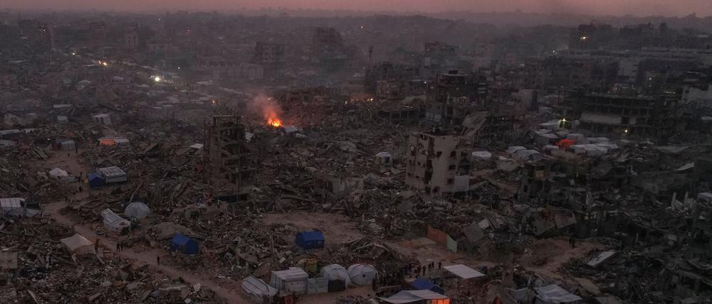Die Gespräche über die nächste Phase der Waffenruhe im Gazastreifen sollen weitergehen. (Archivbild) 
