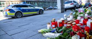 Bei dem Anschlag am Donnerstag wurden 40 Menschen zum Teil schwer verletzt - nun wird über die politischen Folgen diskutiert. 
