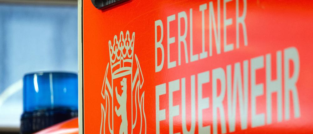 Zwei Menschen wurden bei einem Brand in Friedenau leicht verletzt. (Symbolbild)