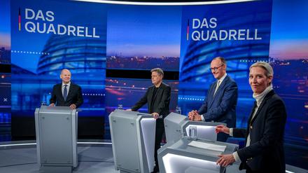 Beim „Quadrell“ am Sonntagabend standen sich Bundeskanzler Scholz, Robert Habeck, Friedrich Merz und Alice Weidel gegenüber.