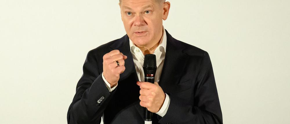 Für Bundeskanzler Olaf Scholz (SPD) ist die Zeit für Debatten über Friedenstruppen in der Ukraine noch nicht reif.  