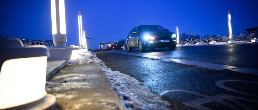 Der Frost hat dafür gesorgt, dass viele Autos gar nicht ansprangen. 