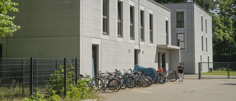 Eine modulare Flüchtlingsunterkunft in Lankwitz im Berliner Bezirk Steglitz-Zehlendorf.