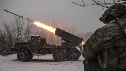 Ukrainische Soldaten bei Tschassiw Jar. Wer wird mit ihnen gemeinsam die Waffenruhe absichern, wenn es dazu kommt?