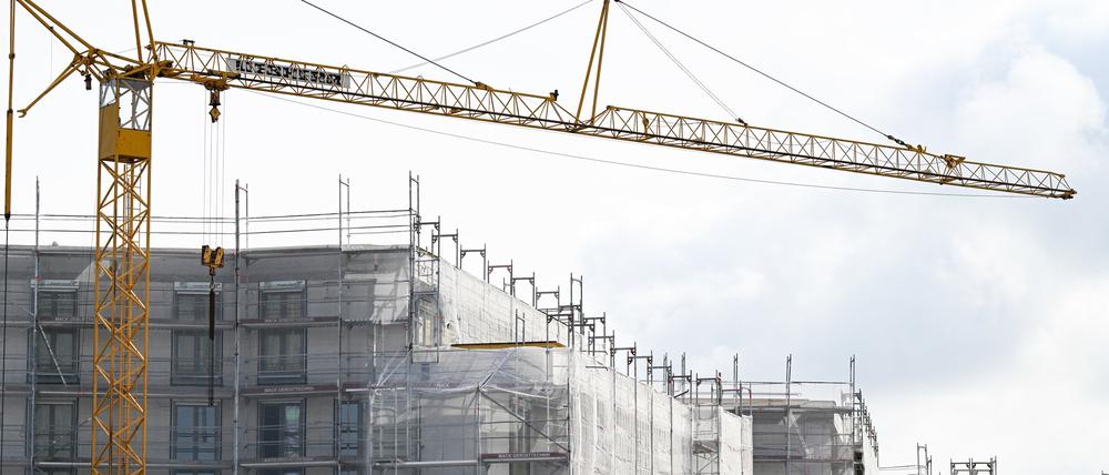 Häuser für Wohnungen werden in Ostfildern gebaut.