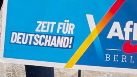 AfD-Plakat mit der Aufschrift „Zeit für Deutschand“.