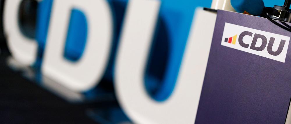 Das Papier der CDU ist überschrieben mit „Für einen neuen Aufbruch Ost“. (Symbolbild)