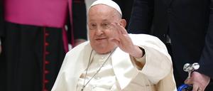 Seit Freitag wird Papst Franziskus in einer Klinik behandelt. (Archivbild)