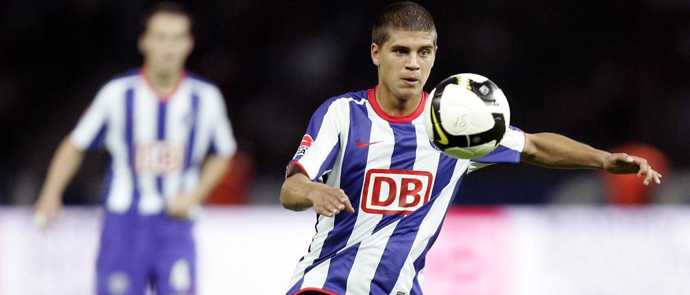 Lennart Hartmann hat mit 17 Jahren für die Profis von Hertha BSC debütiert. Wegen anhaltender Verletzungsprobleme musste er seine Karriere schon früh beenden.