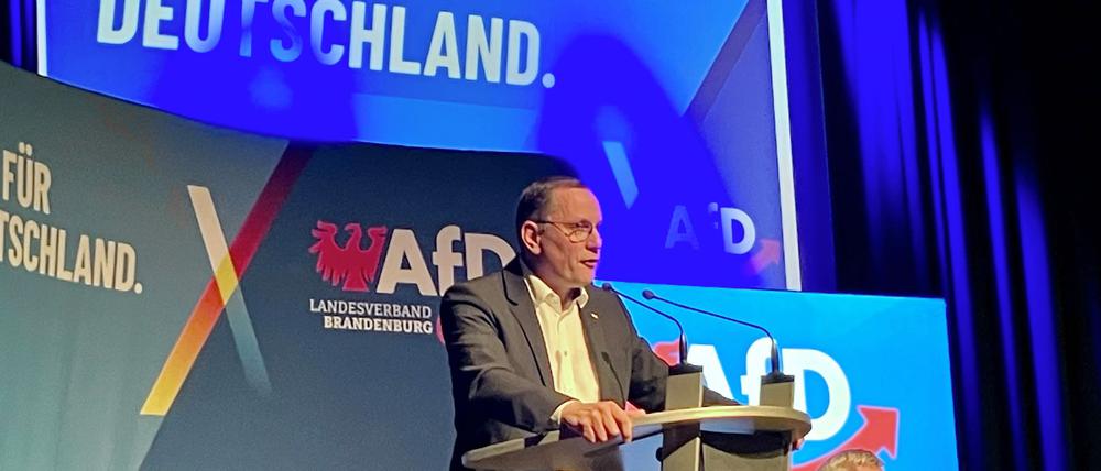 Der AfD-Bundesvorsitzende Tino Chrupalla schwört seine Anhänger auf die Bundestagswahl ein.