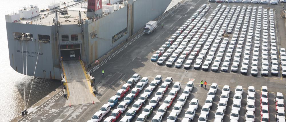 Verschiffung von VW-Fahrzeugen in Emden (Archivbild von 2018).