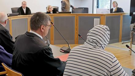 Der Prozess gegen die Eltern eines Mädchens läuft bereits. Nun steht bald ein weiterer Mann wegen des Vorwurfs des sexuellen Missbrauchs vor Gericht. (Archivbild)
