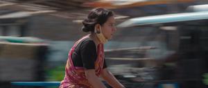 „Baksho Bondi“ aus Indien zeigt eine Mutter in Kalkutta, die einen psyisch kranken Mann hat.